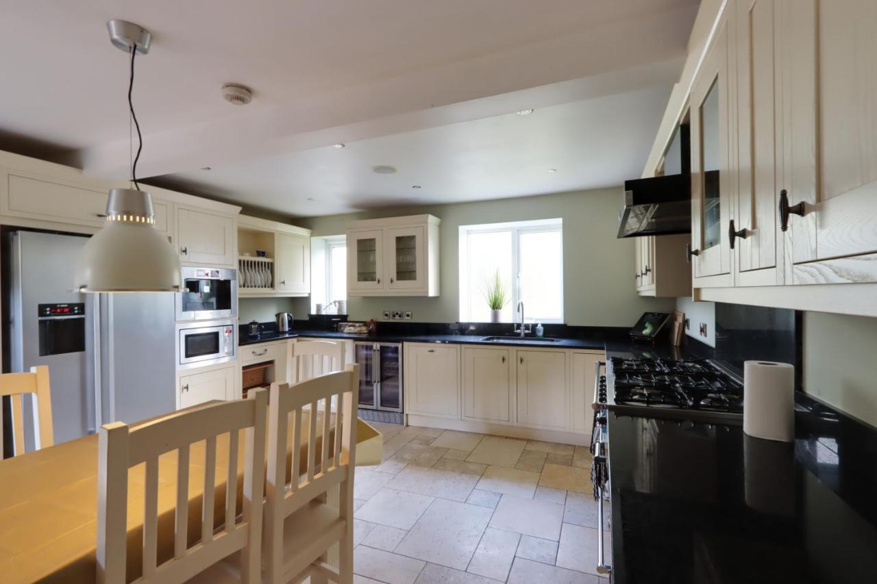 Вилла Bretton House Farm Retreat Честер Экстерьер фото